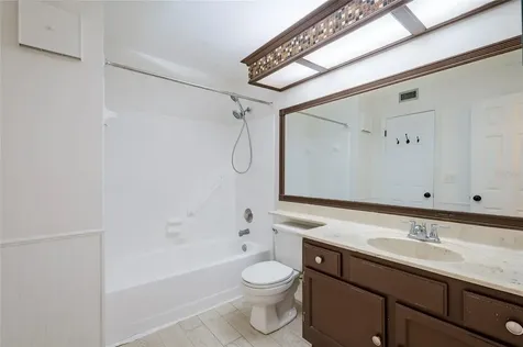 3164 Valley Oaks Drive Tampa FL 33618