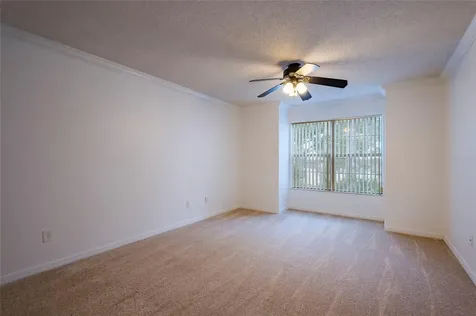 3164 Valley Oaks Drive Tampa FL 33618