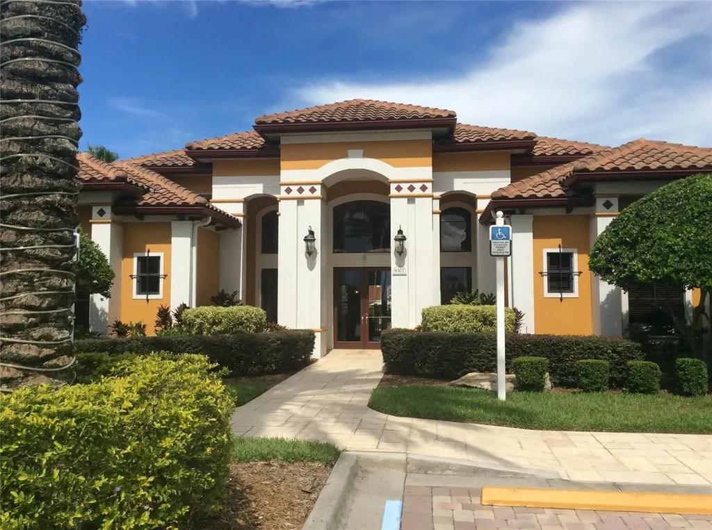 8341 38th Street Cir E Sarasota FL 34243