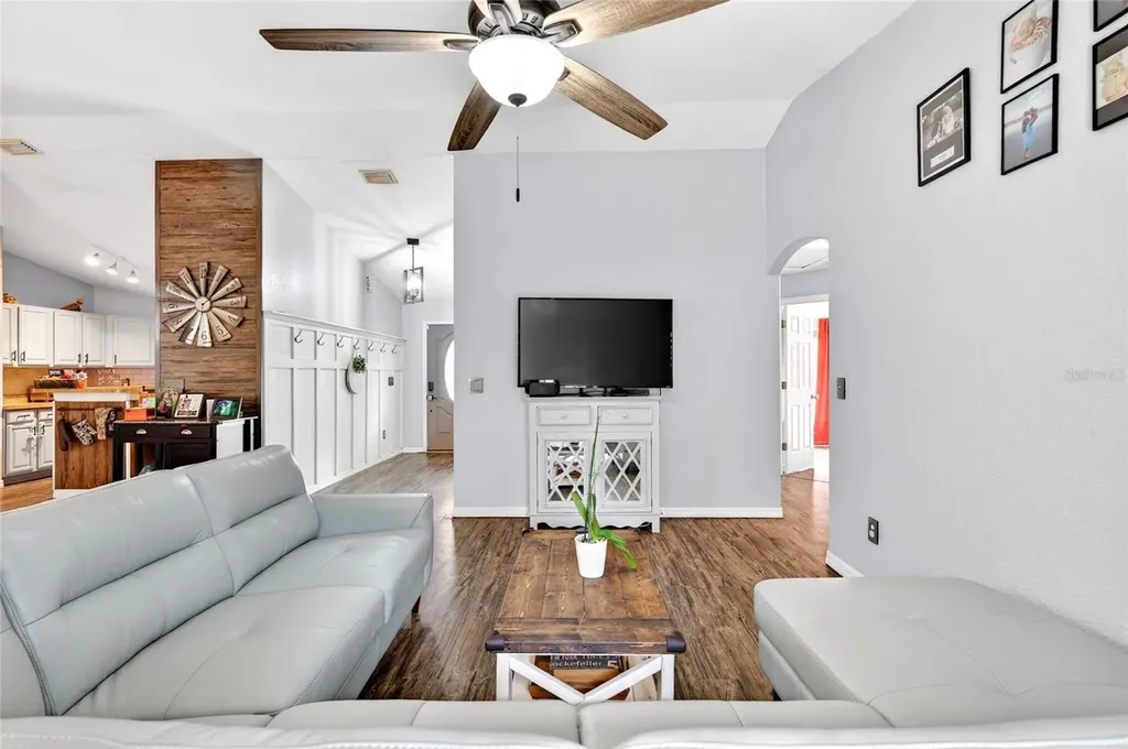 45 Larch Radial Ocala FL 34480
