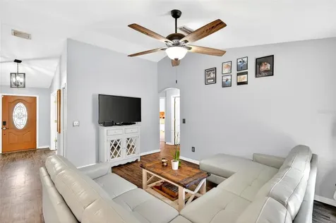 45 Larch Radial Ocala FL 34480
