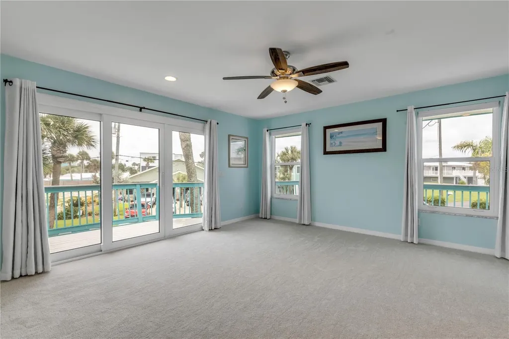 320 Due East Street New Smyrna Beach FL 32169