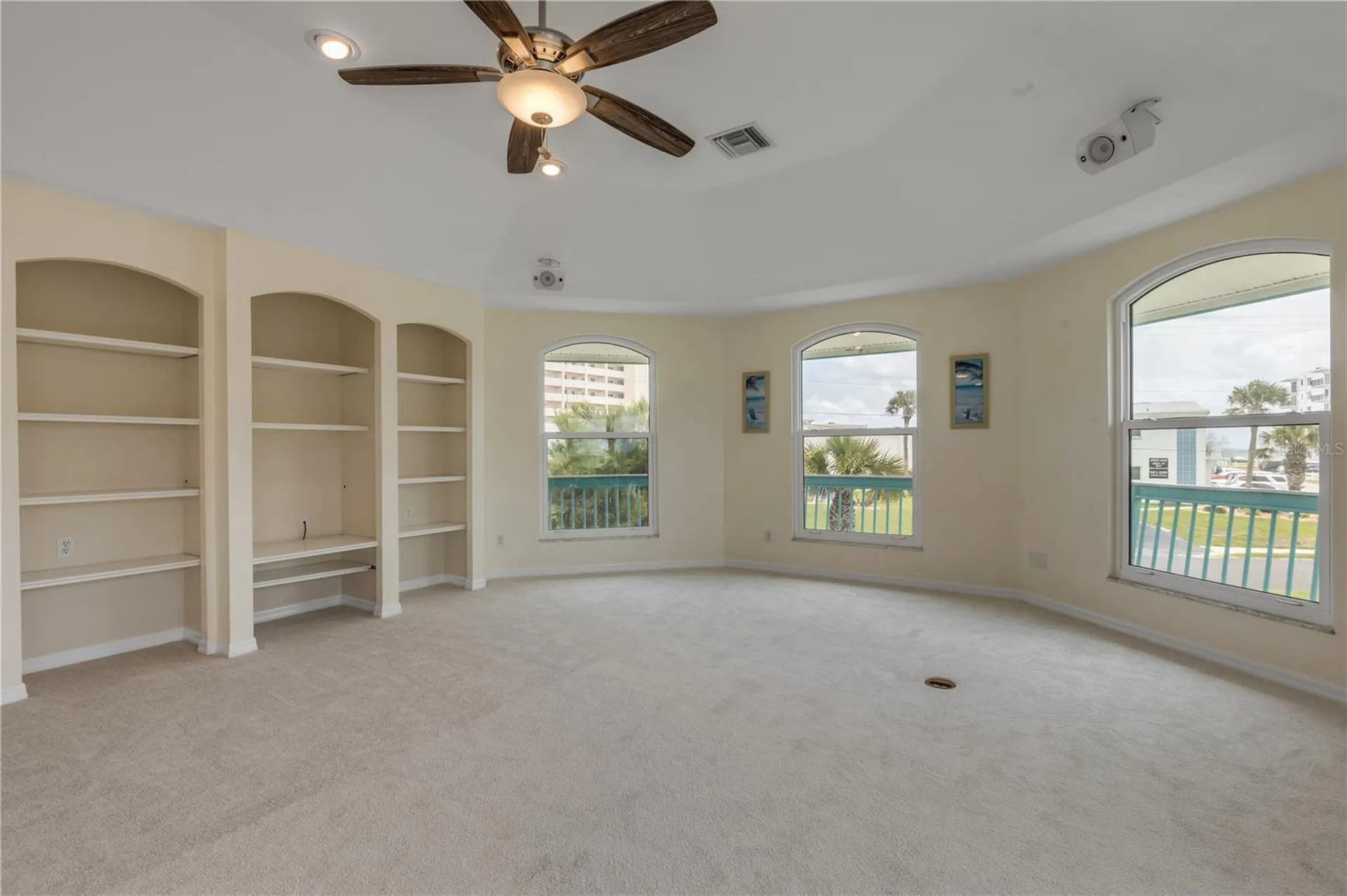 320 Due East Street New Smyrna Beach FL 32169