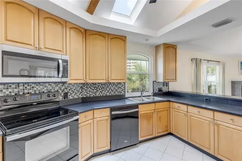 320 Due East Street New Smyrna Beach FL 32169