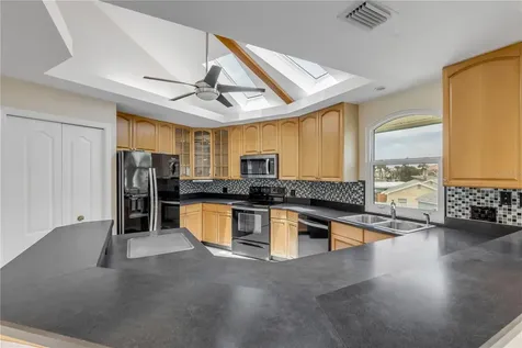 320 Due East Street New Smyrna Beach FL 32169