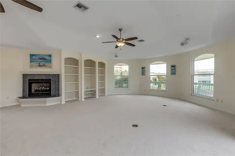 320 Due East Street New Smyrna Beach FL 32169