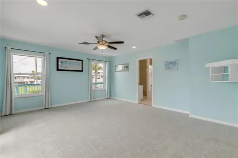 320 Due East Street New Smyrna Beach FL 32169