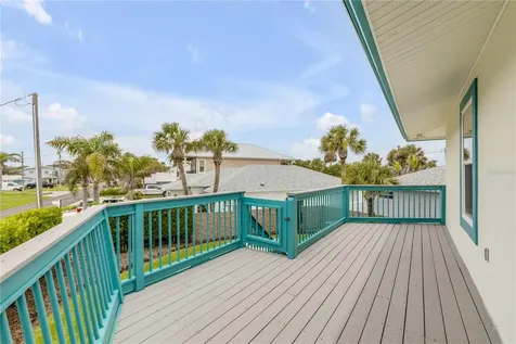 320 Due East Street New Smyrna Beach FL 32169