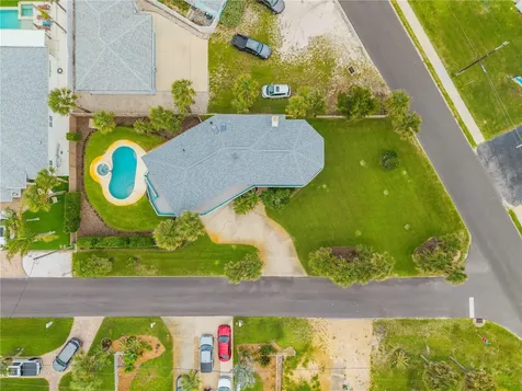 320 Due East Street New Smyrna Beach FL 32169
