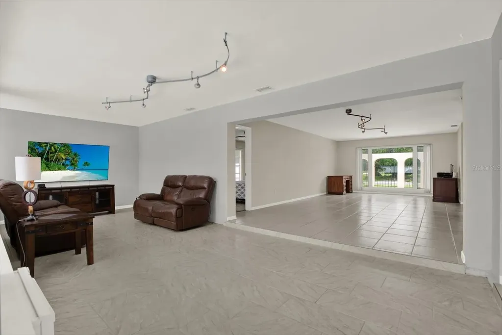 14560 Passage Way Seminole FL 33776