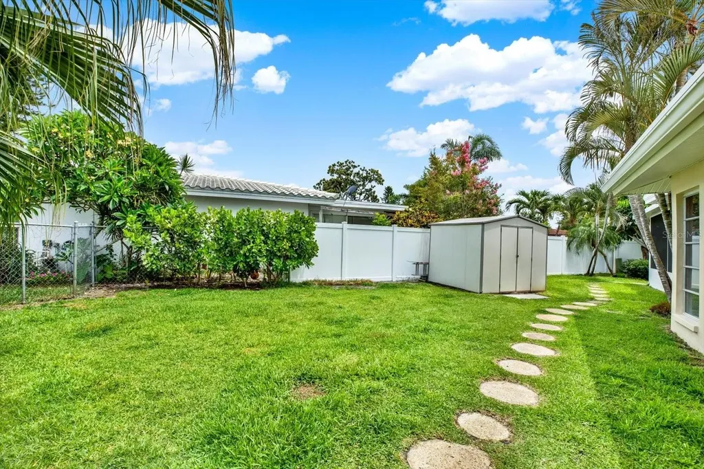 14560 Passage Way Seminole FL 33776
