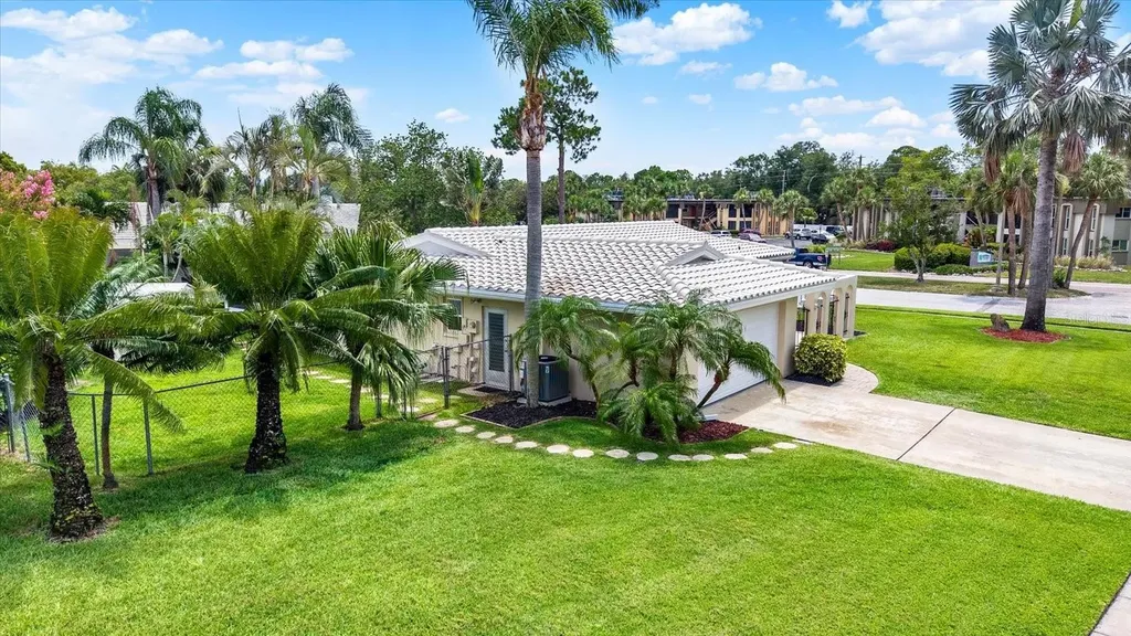 14560 Passage Way Seminole FL 33776