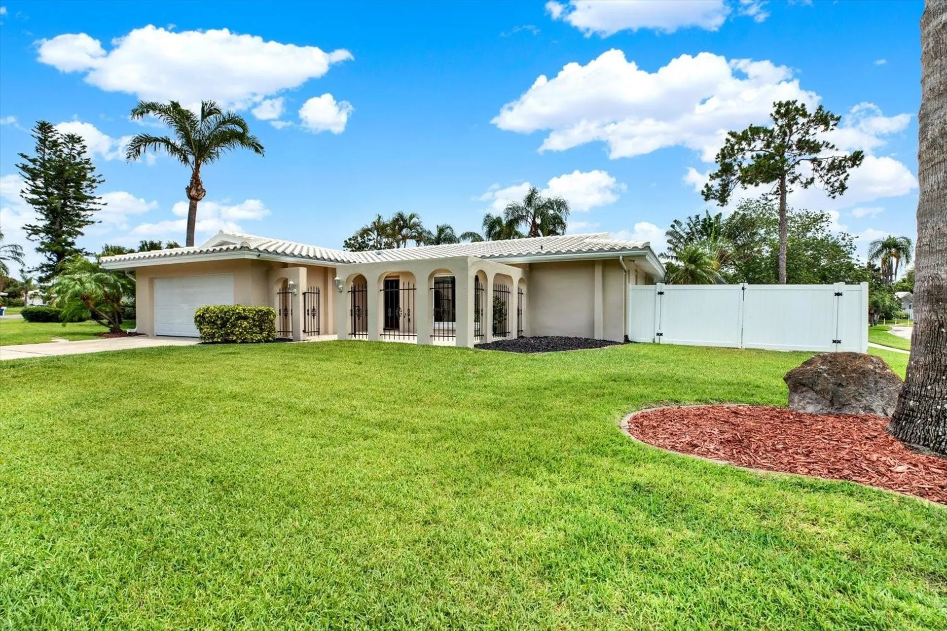14560 Passage Way Seminole FL 33776