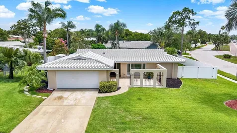 14560 Passage Way Seminole FL 33776