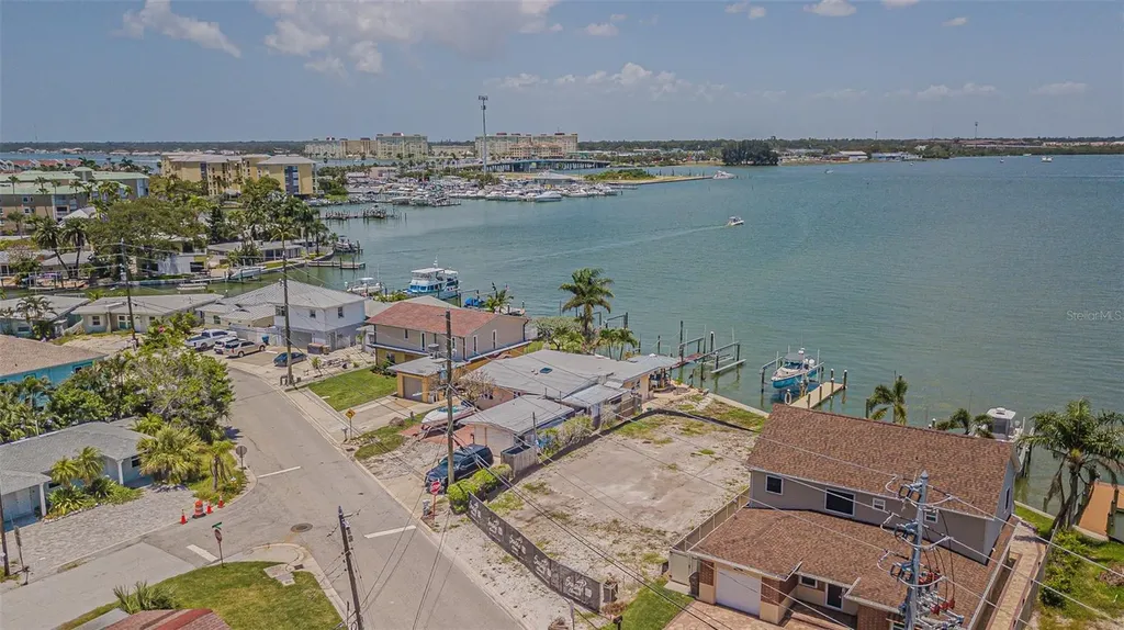14607 N Bayshore Drive Madeira Beach FL 33708