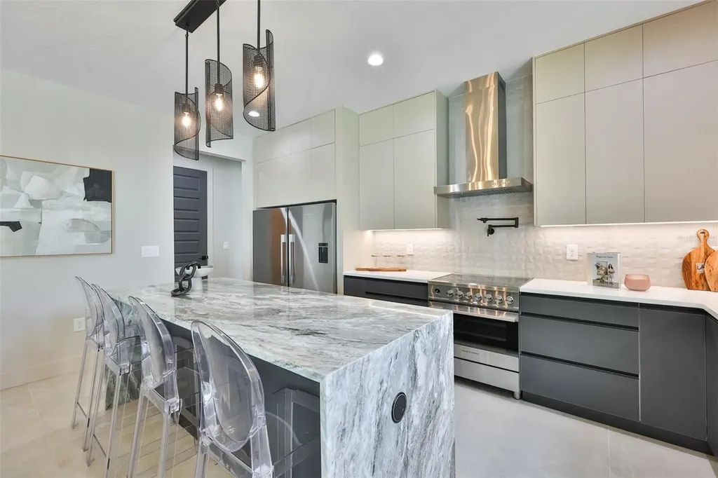 3506 W Rogers Avenue Tampa FL 33611
