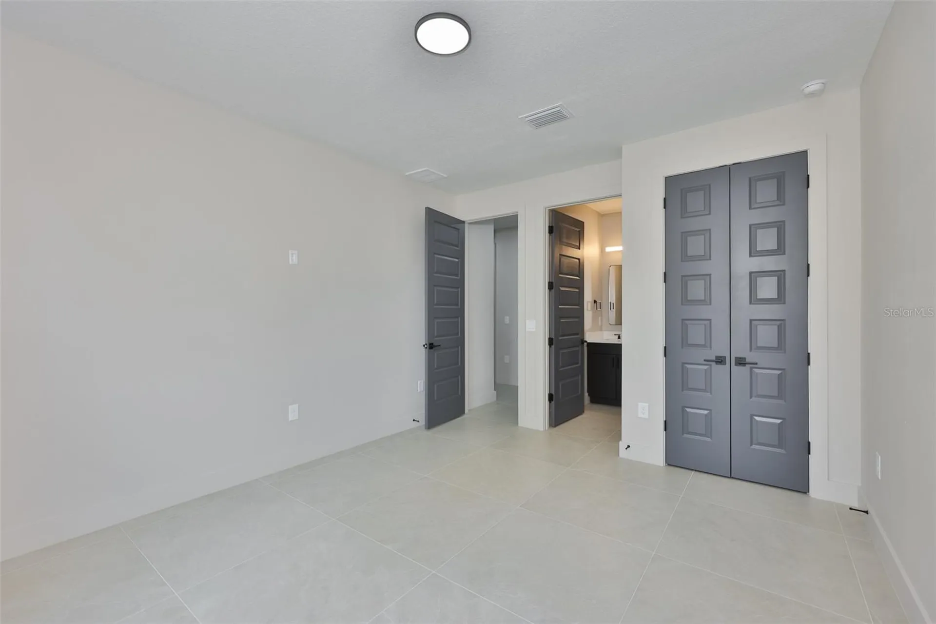 3506 W Rogers Avenue Tampa FL 33611