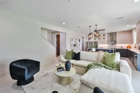 3506 W Rogers Avenue Tampa FL 33611