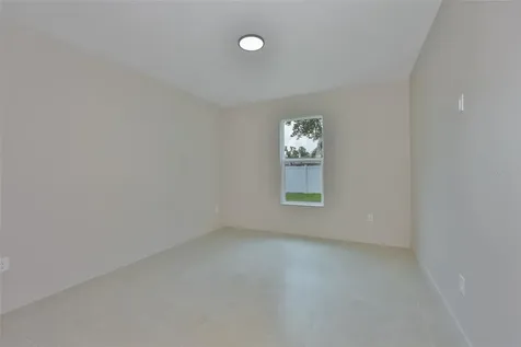 3506 W Rogers Avenue Tampa FL 33611