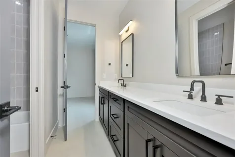 3506 W Rogers Avenue Tampa FL 33611