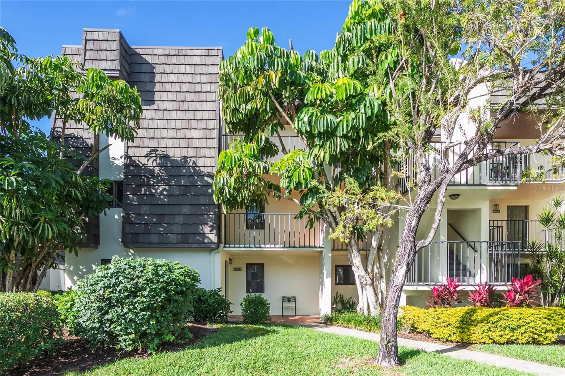 1645 Spoonbill Lane Naples FL 34105