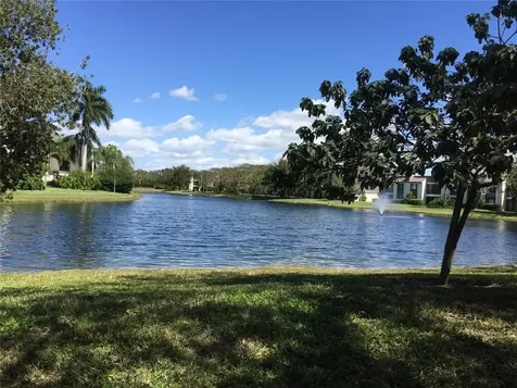1645 Spoonbill Lane Naples FL 34105