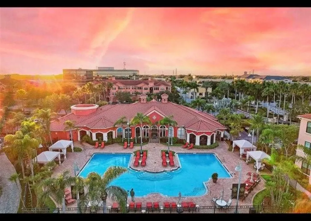 2739 Via Capri Clearwater FL 33764