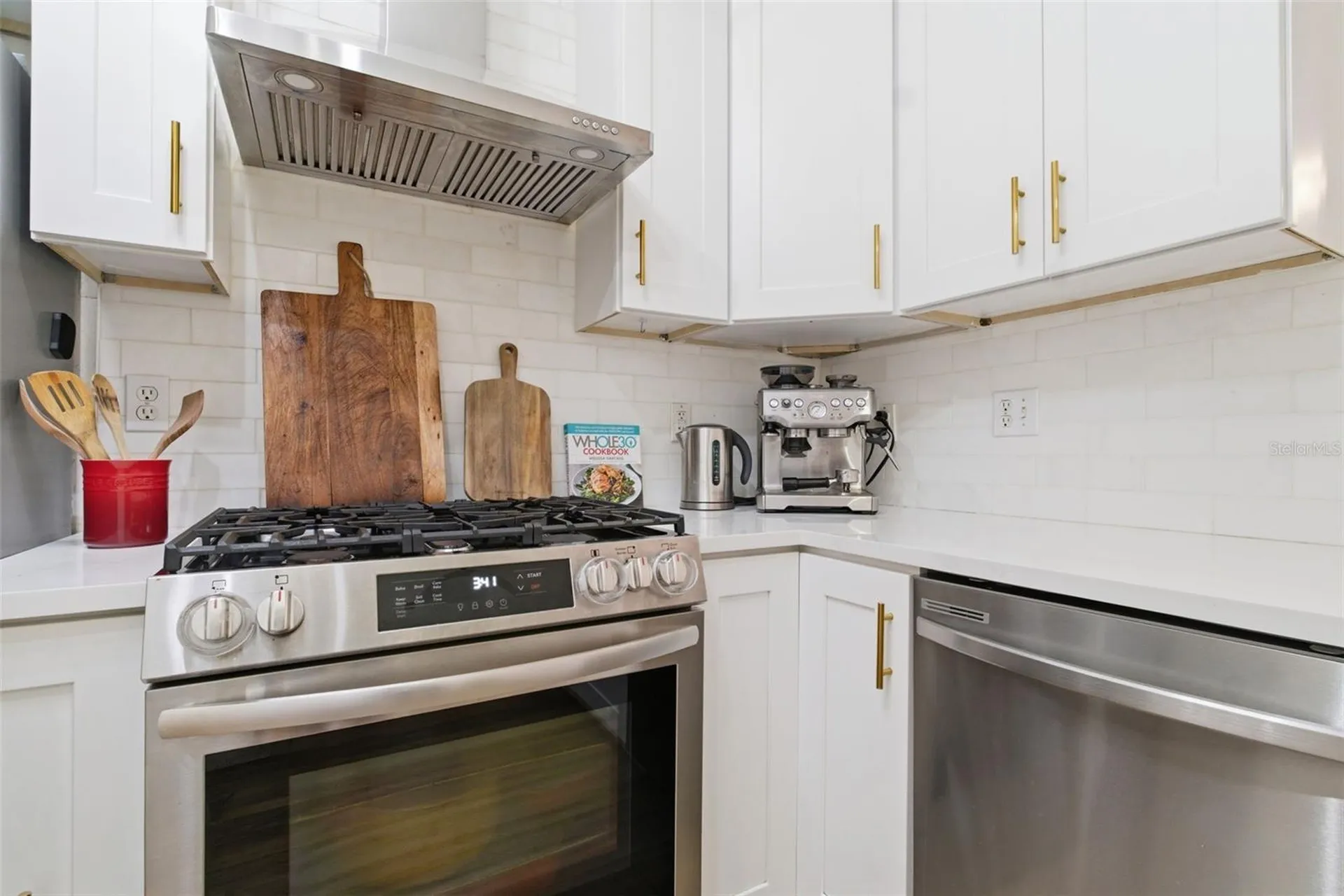 2739 Via Capri Clearwater FL 33764