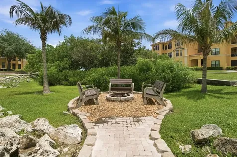 2739 Via Capri Clearwater FL 33764