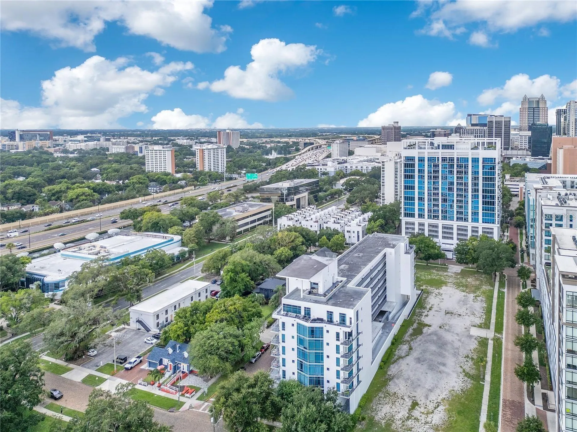 525 E Jackson Street Orlando FL 32801
