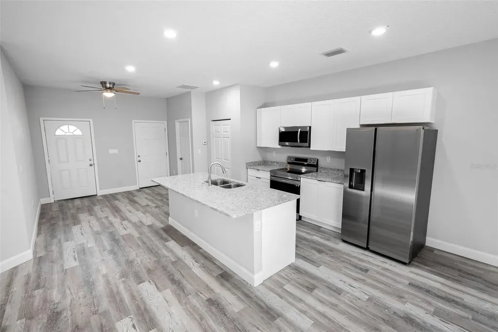 2642 Magnolia Circle Lake Wales FL 33898