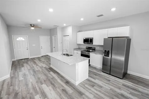 2642 Magnolia Circle Lake Wales FL 33898