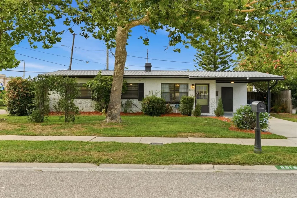 8019 Cornwall Lane Tampa FL 33615