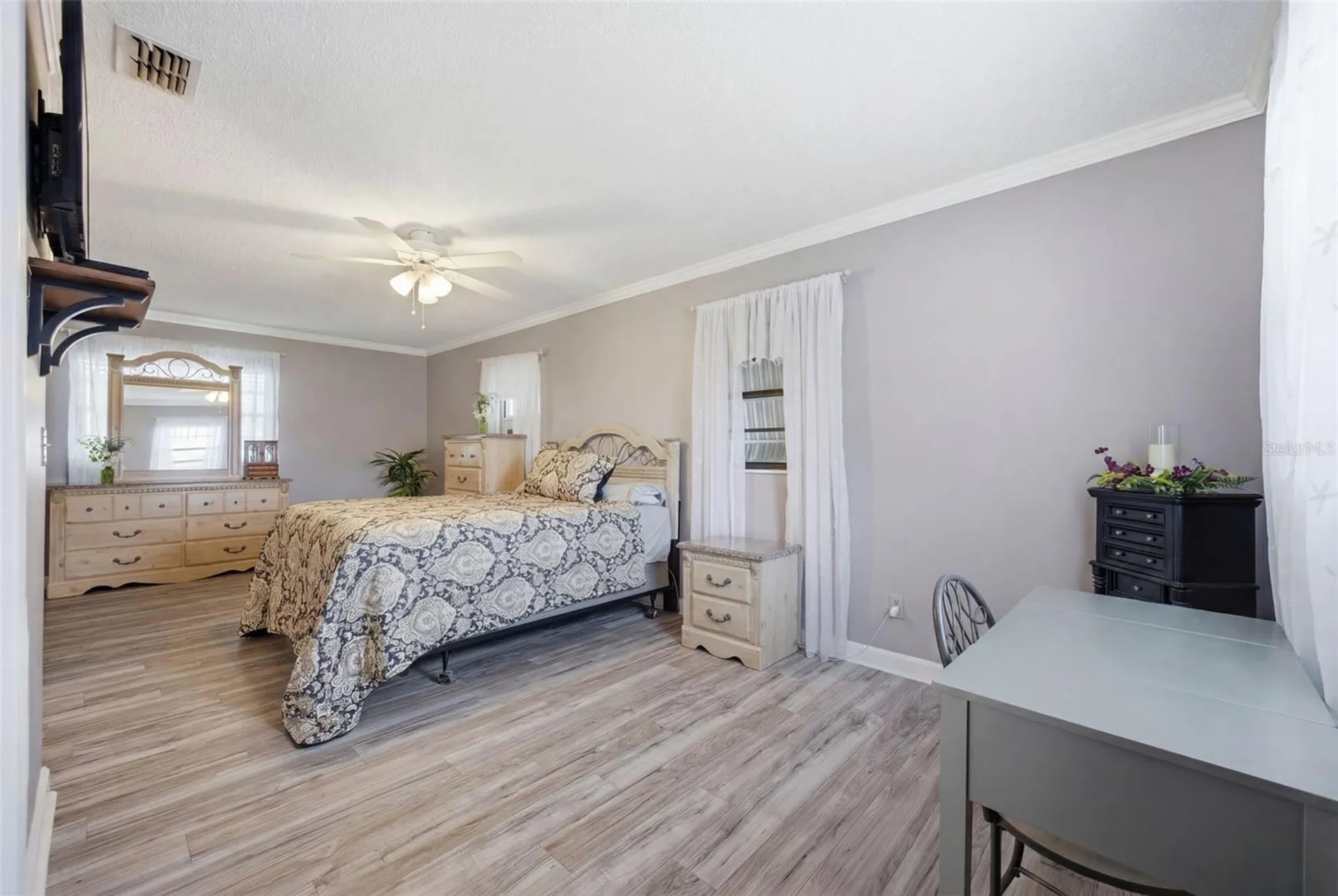8019 Cornwall Lane Tampa FL 33615