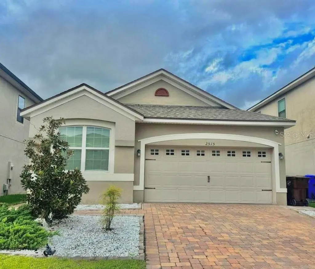 2515 Nouveau Way Kissimmee FL 34741