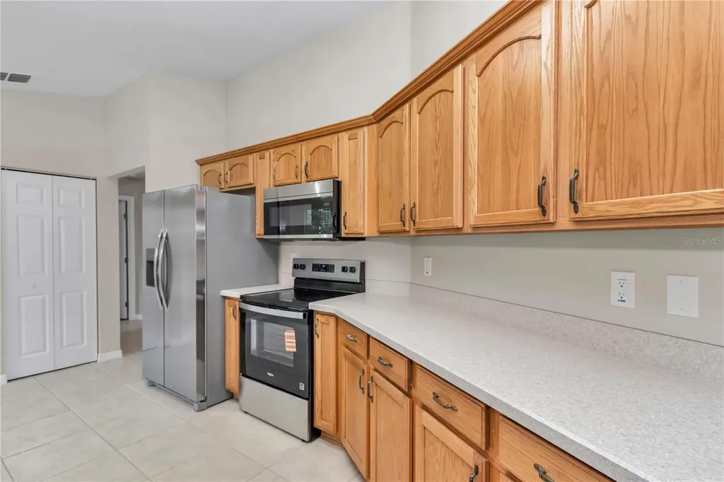 13931 SE 25th Street Morriston FL 32668