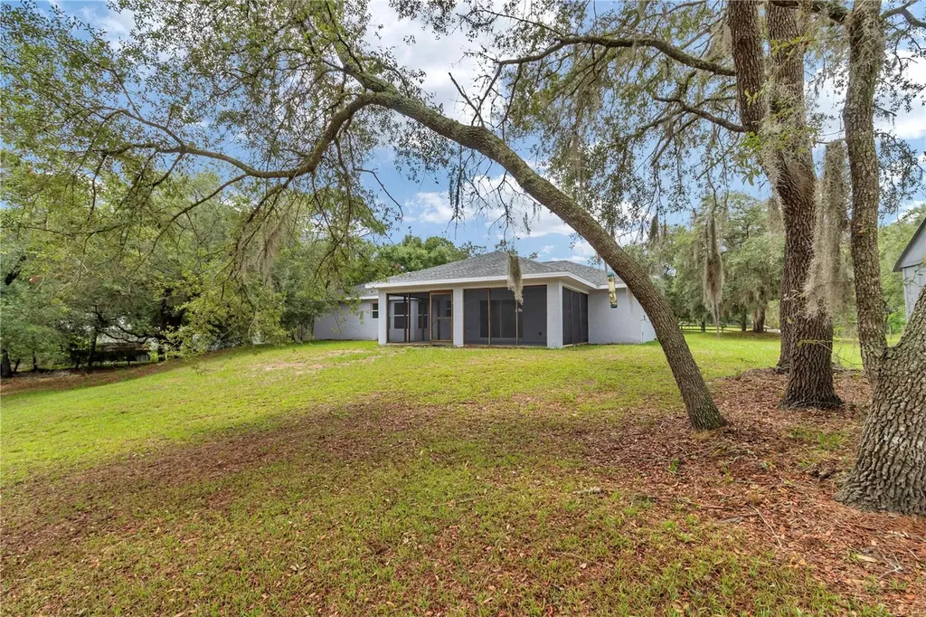 13931 SE 25th Street Morriston FL 32668