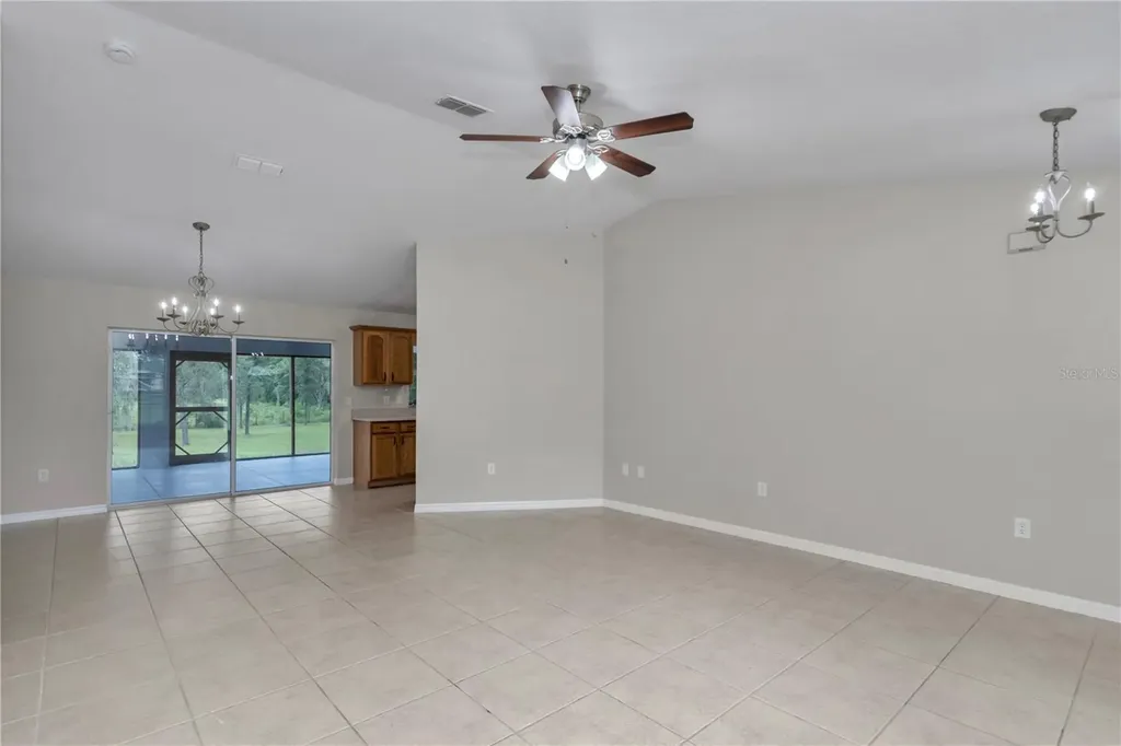 13931 SE 25th Street Morriston FL 32668