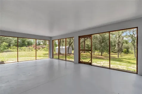 13931 SE 25th Street Morriston FL 32668