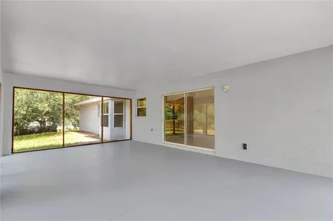 13931 SE 25th Street Morriston FL 32668