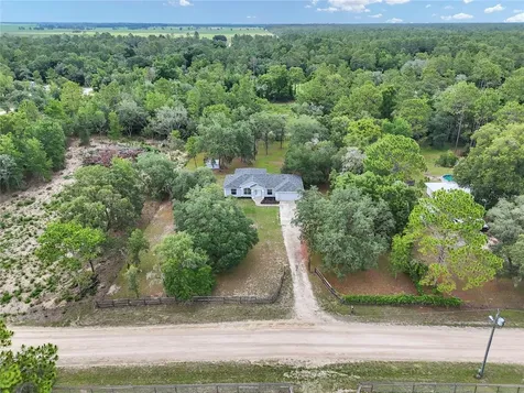 13931 SE 25th Street Morriston FL 32668