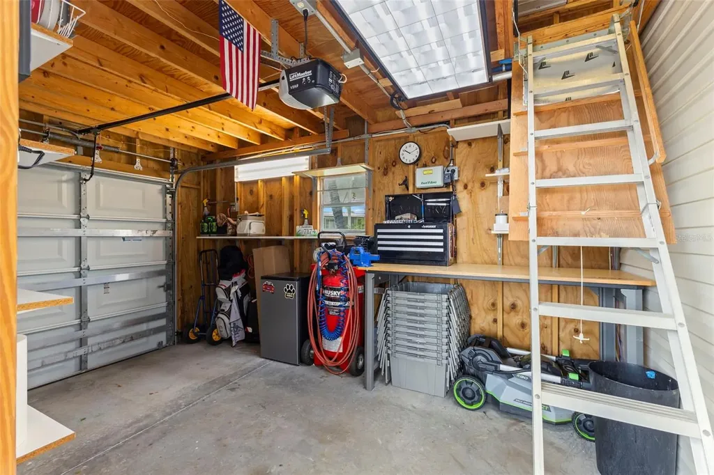 7174 Mount Arlington Drive NE St Petersburg FL 33702