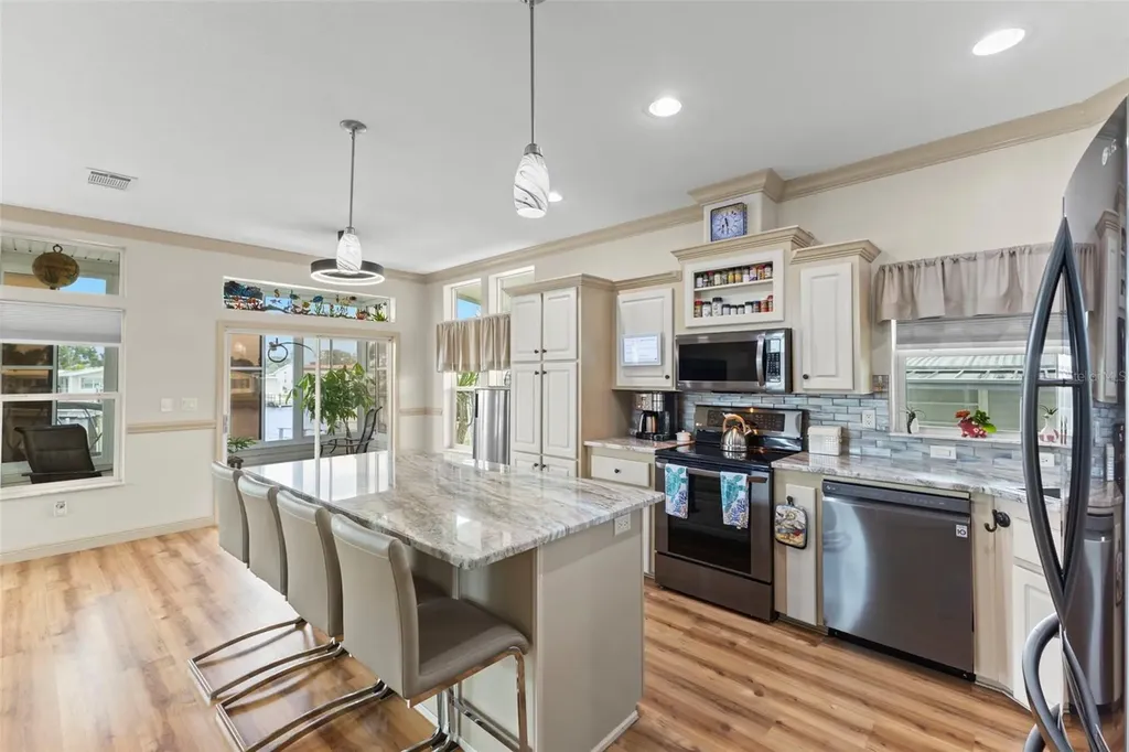 7174 Mount Arlington Drive NE St Petersburg FL 33702