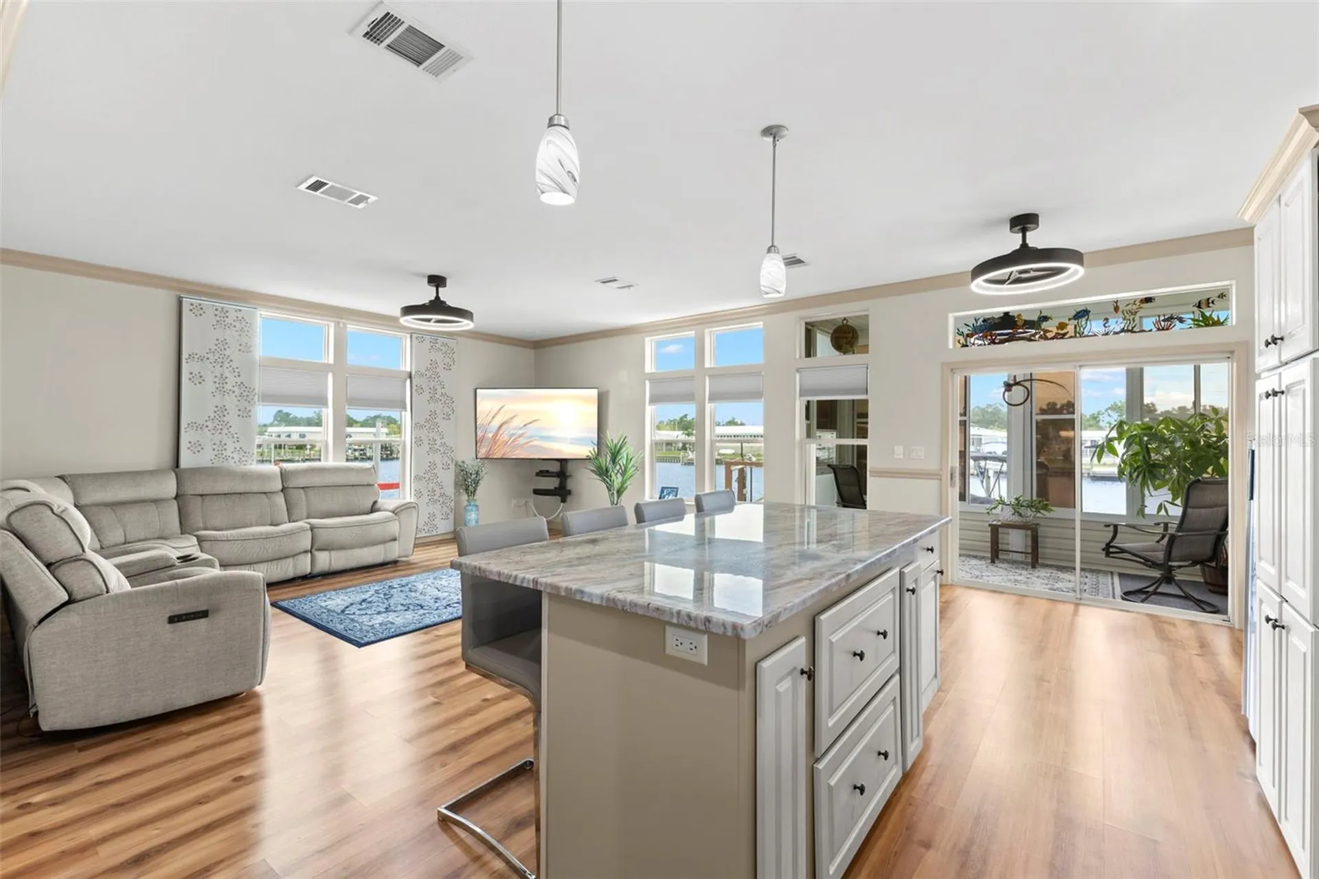 7174 Mount Arlington Drive NE St Petersburg FL 33702