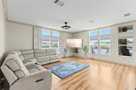 7174 Mount Arlington Drive NE St Petersburg FL 33702