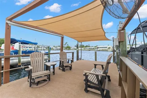 7174 Mount Arlington Drive NE St Petersburg FL 33702