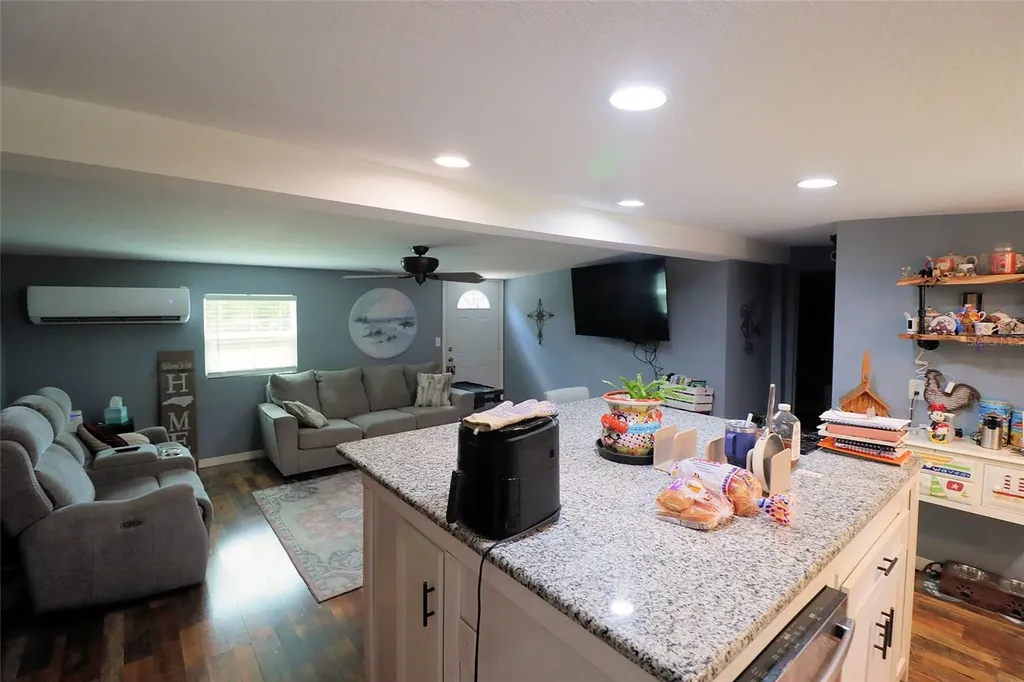 45506 Magnolia Street Paisley FL 32767