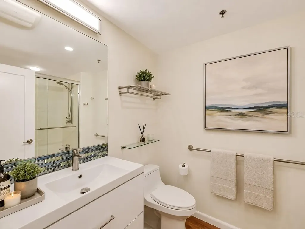 1255 N Gulfstream Avenue Sarasota FL 34236