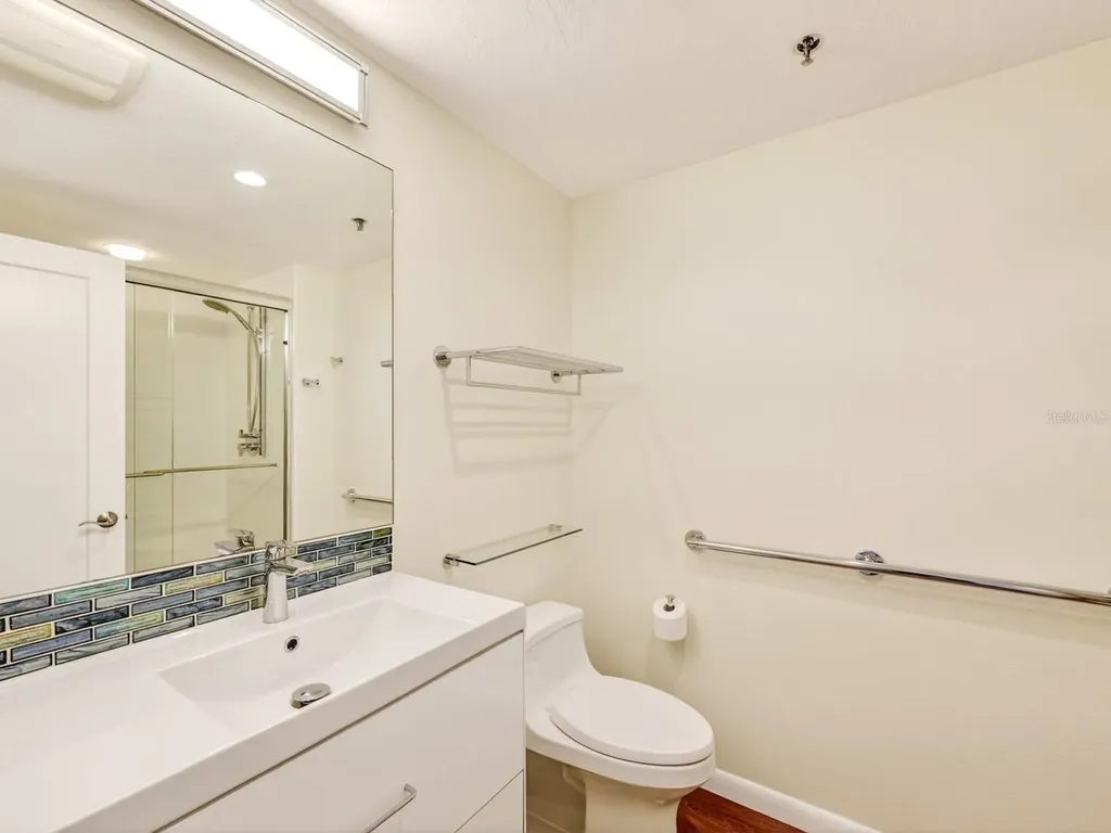 1255 N Gulfstream Avenue Sarasota FL 34236