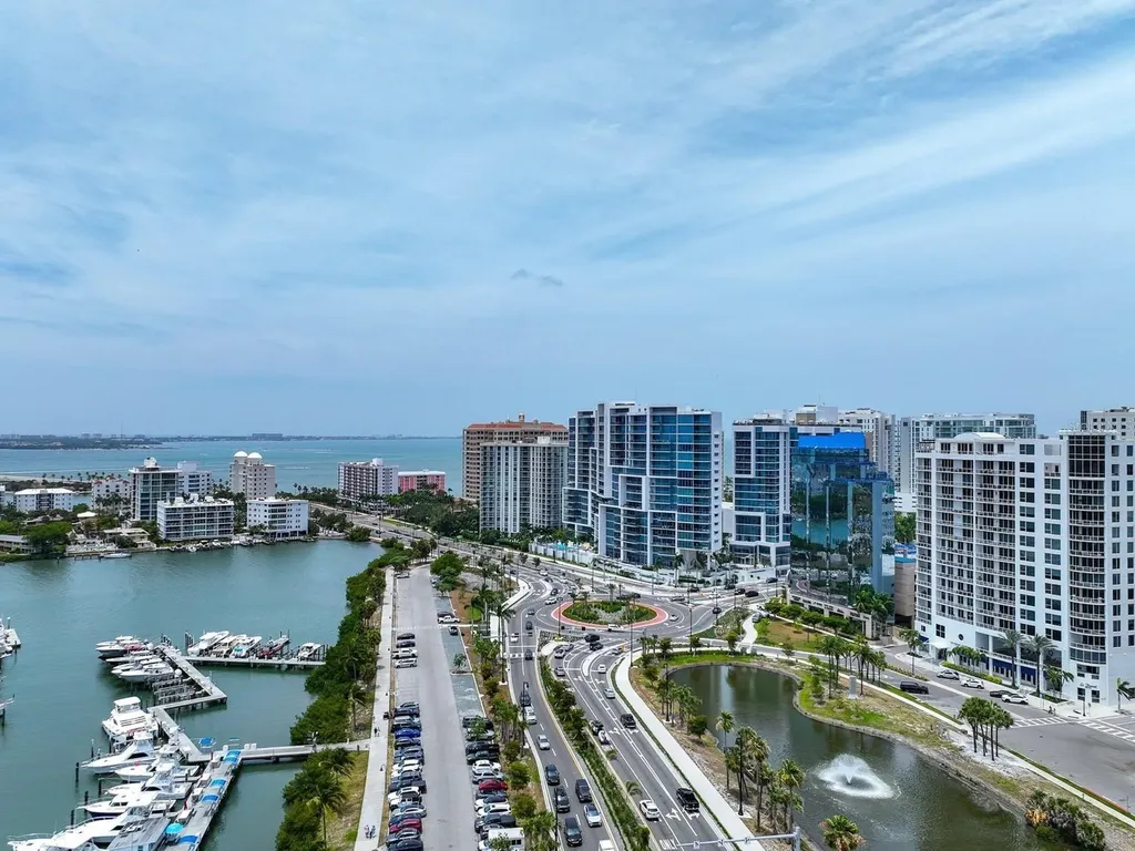 1255 N Gulfstream Avenue Sarasota FL 34236